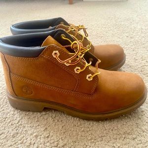 Women’s Timberlands Size 8.5